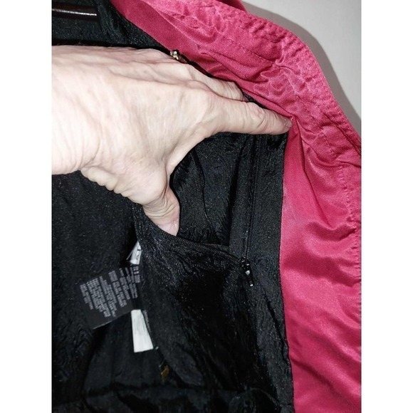 Metropolis Legacy Red hooded coat. Size 4 - Picture 6 of 9